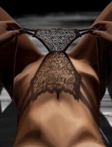 Crealab - Peinture Pin Up Another point of view - Jocelyn Bouget